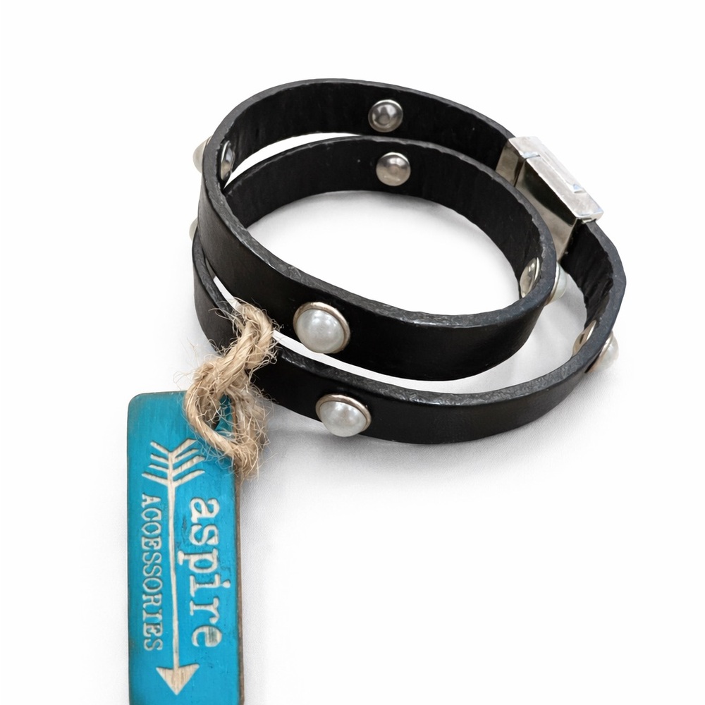 Aspire Double Wrap Black Leather Bracelet w/ Pearl Detail and Silver-Toned Clasp